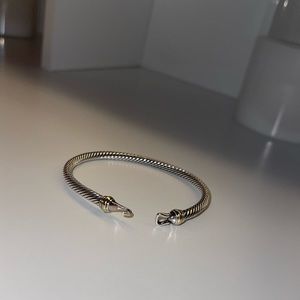* David Yurman Buckle Bracelet in Sterling Silver with 18K Yellow Gold